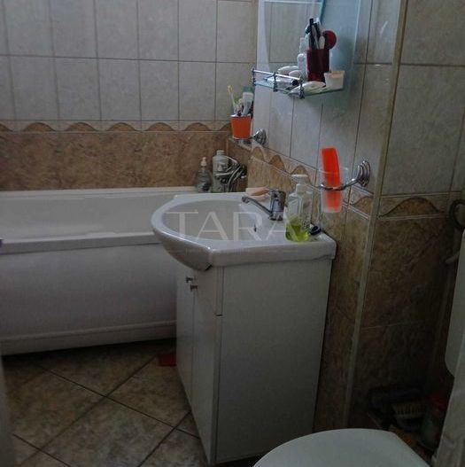 Apartament cu 3 camere, zona Bogdan Vodă - Poză 7