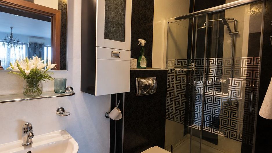 Apartament 90 mp | Bloc 2009 | Centrală proprie | Parcare subterană | - Poză 9