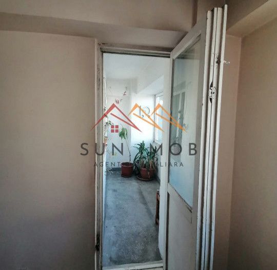 Apartament 3 camere, ultracentral, 1990, 2 bai, 2 balcoane, 74 mp utili - Poză 5