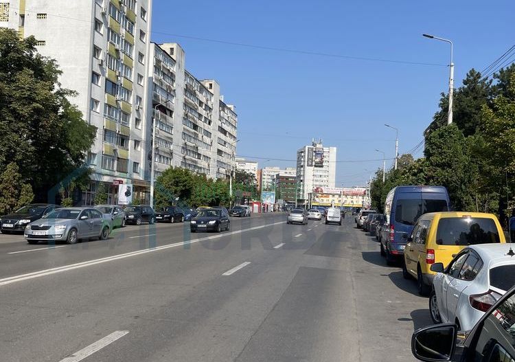 Apartament 3 camere, etaj 1, bulevard, zona liniștită - Iași - Poză 1