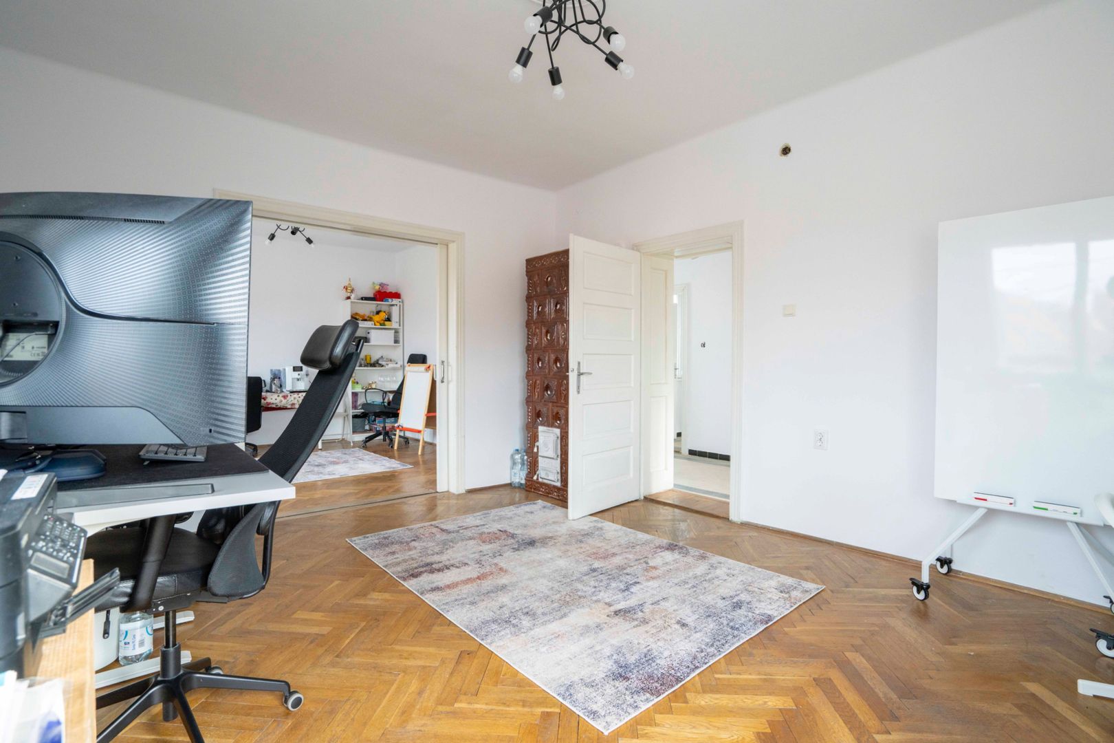 Apartament 3 camere ultracentral cu garaj si beci - Poză 8