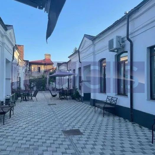 VANZARE CASA 90MP CALEA CALARASILOR MONUMENT ISTORIC RENOVATA COMPLET 2024 - Poză 1