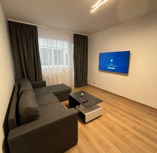 Apartament 2 camere renovat Apusului Pacii Gorjului prima inchiriere - Poză 1