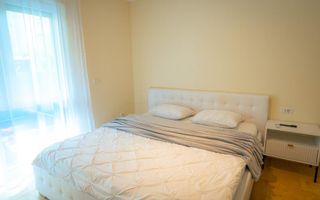 VAND 1/2 CLADIRE CU 6 APARTAMENTE - Poză 8