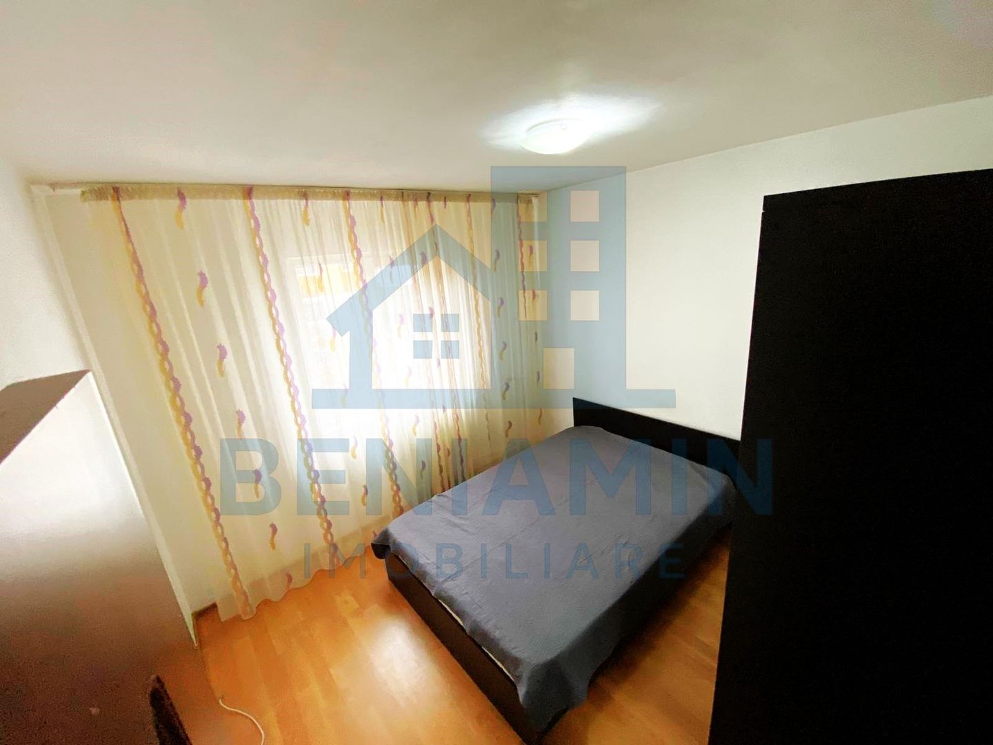 Apartament 3 camere Craiovita, etaj 3, teava de gaze - Poză 8