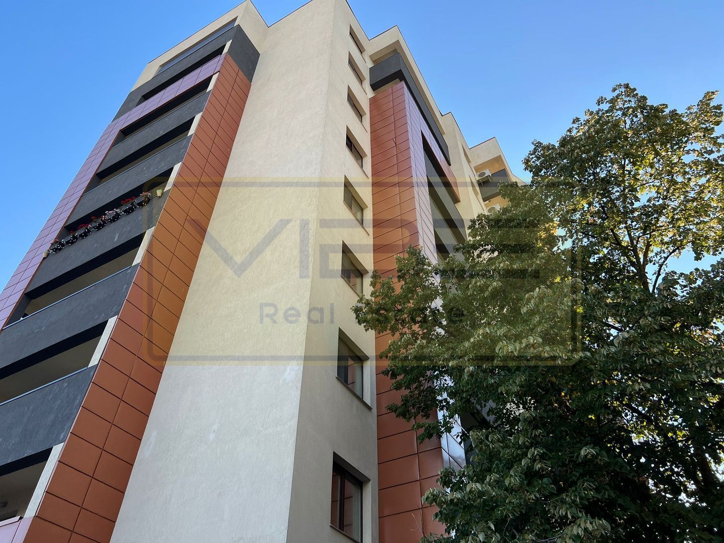 Apartament 2 camere+parcare Concept Residence 15 min Copou - Poză 1