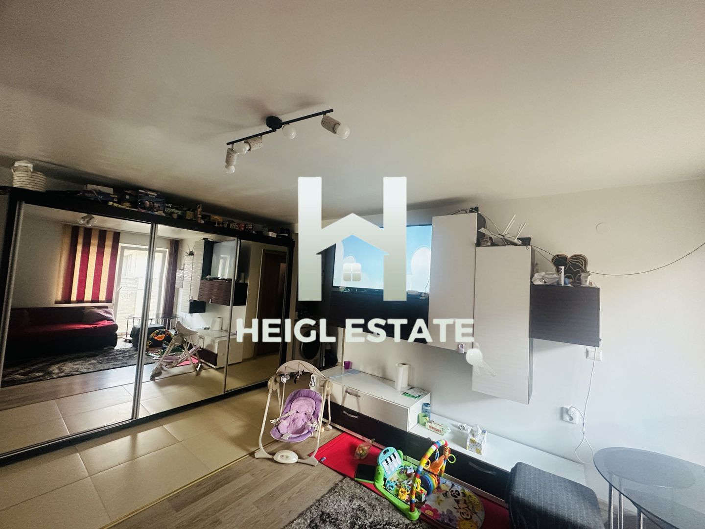 Duplex cu 3 camere mobilat in Bucovat - Poză 4