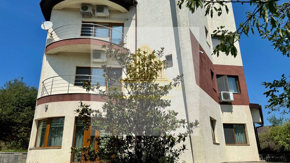 Vînzare Casă în 3 Nivele -Hlincea - 343 m.p. - Poză 1