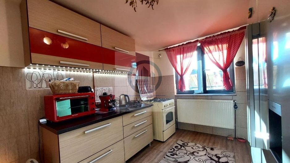 Vila Impresionanta în Deva–Construcție Solida 3 garaje inclus elevator - Poză 9