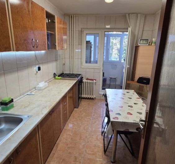 Apartament 4 camere de vanzare Rahova T650 - Poză 2