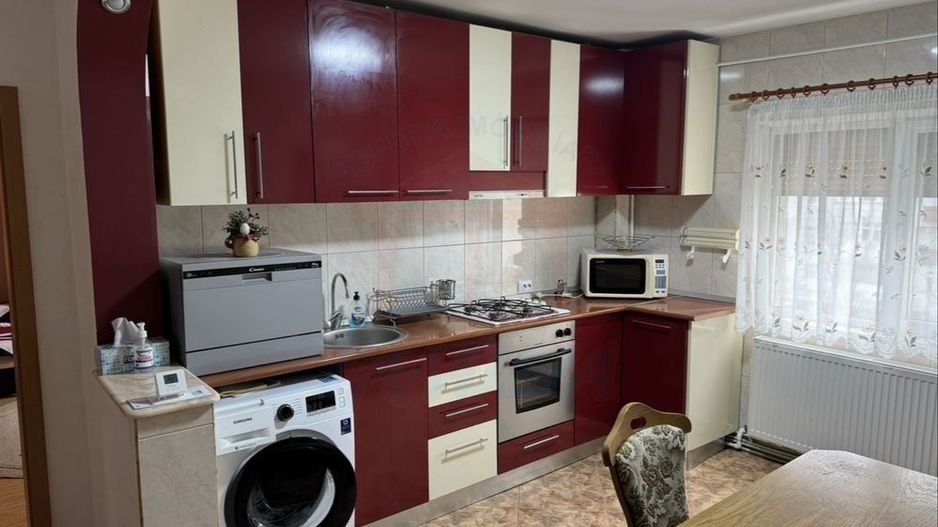 APARTAMENT DE ÎNCHIRIAT – 3 CAMERE | MICRO 20 - Poză 3