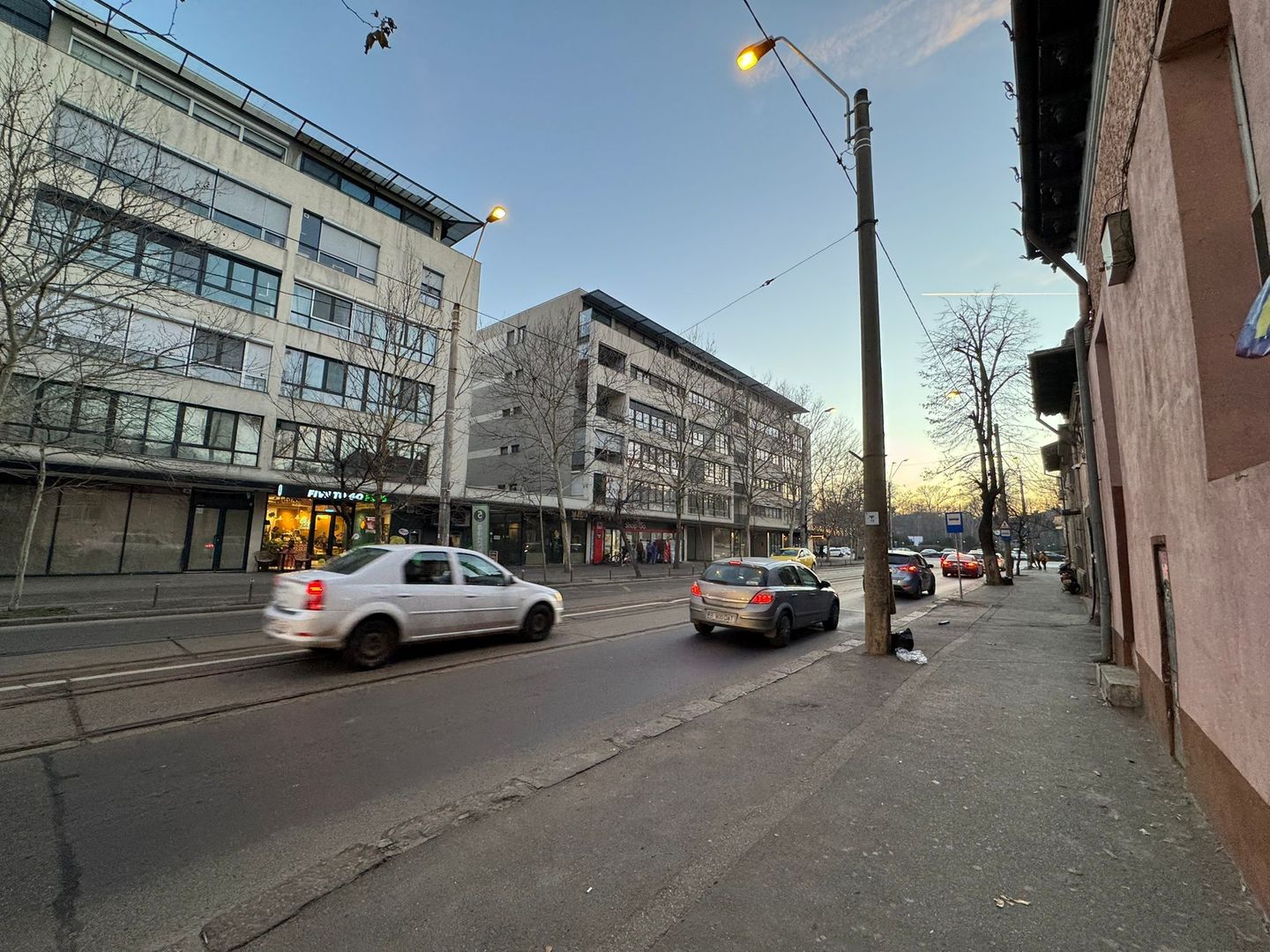 Vânzare Casă 2 Camere || Bulevardul Mărășești Nr. 11 || Lângă Parcul Carol - Poză 3