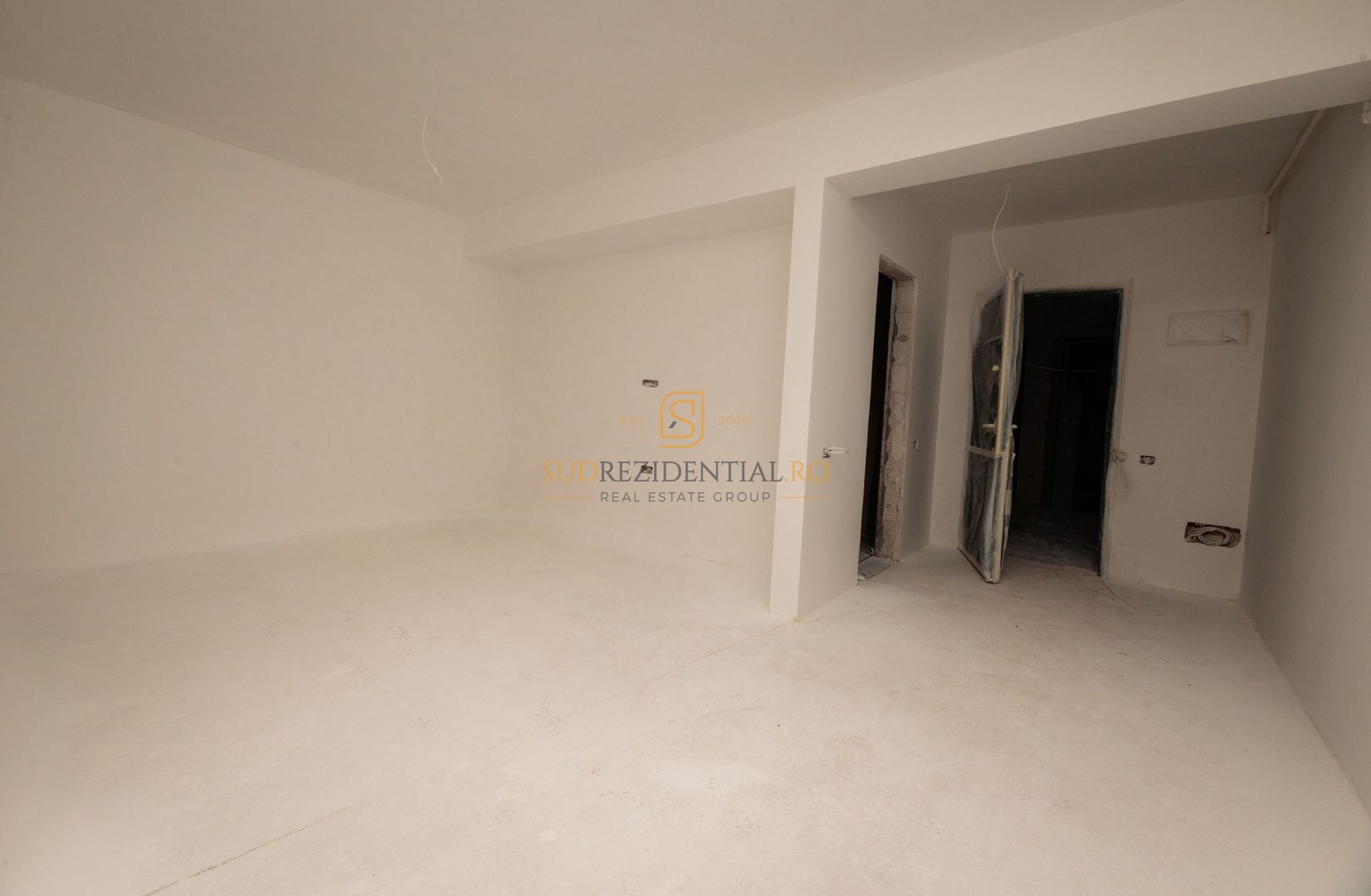 Locuinta cu 2 camere si balcon, finisaje premium-zona Grand Arena Mall - Poză 4