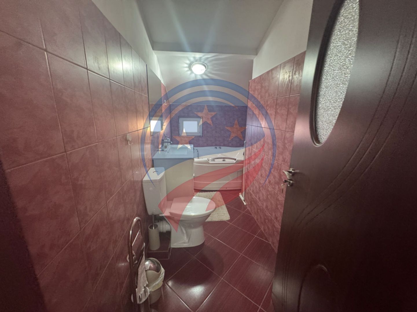 Casă spațioasă în Balș, zonă excelentă – aproape de centru și spital - Poză 9