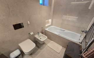 Apartament 3 Camere, Superfinisat, Zona Centru, cu Garaj - Poză 10