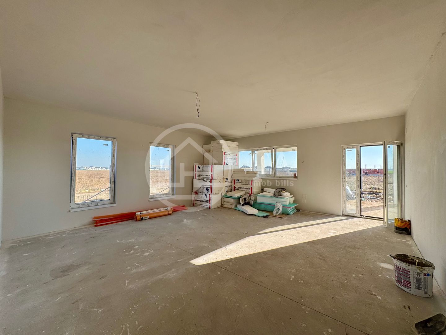 Casă de vânzare cu 4 camere in Sântandrei, Bihor - Poză 2