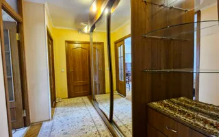 Chirie, apartament, 3 camere, Strada Calea Ieşilor, Sculeni - Poză 14