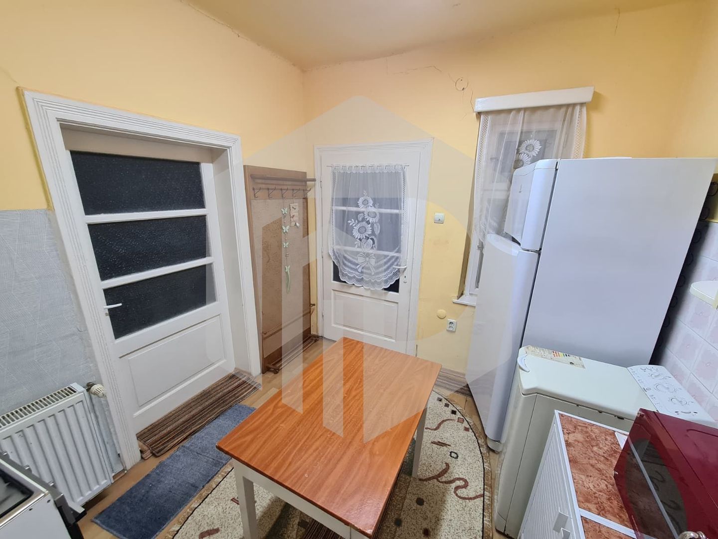 Casa individuala | De inchiriat | Valea Aurie | 90mp | Curte |Pivnita - Poză 12