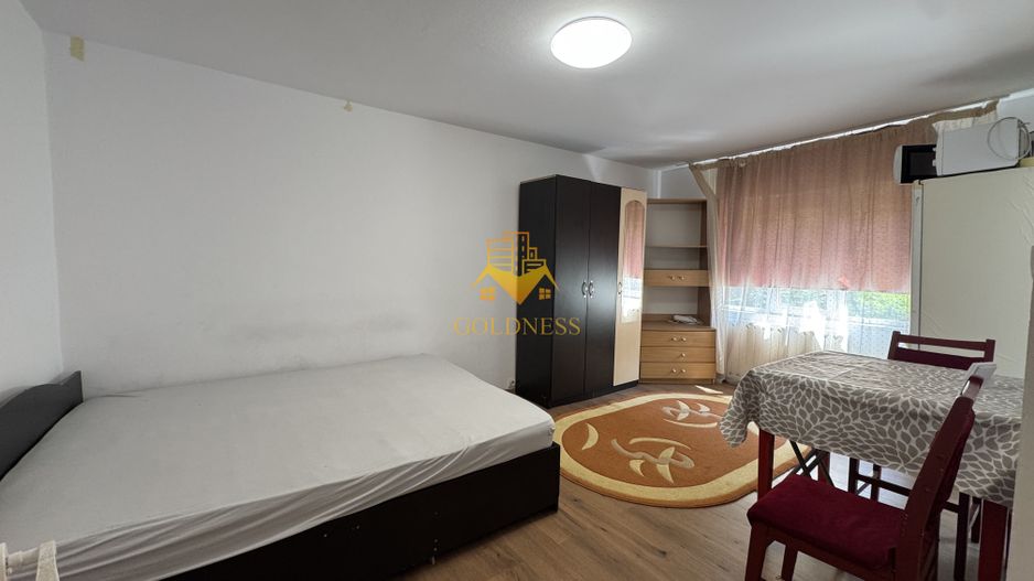 o camera, 30 mp, Manastur str. Negoiu Zona Baza Sportiva, Mehedinti - Poză 2