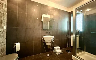Vila individuala 12 camere Iancu Nicolae- Jolie Ville - Poză 15