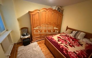 De vânzare apartament 3 camere – zona Pietonalul Transilvaniei (Piata Mare) - Poză 5