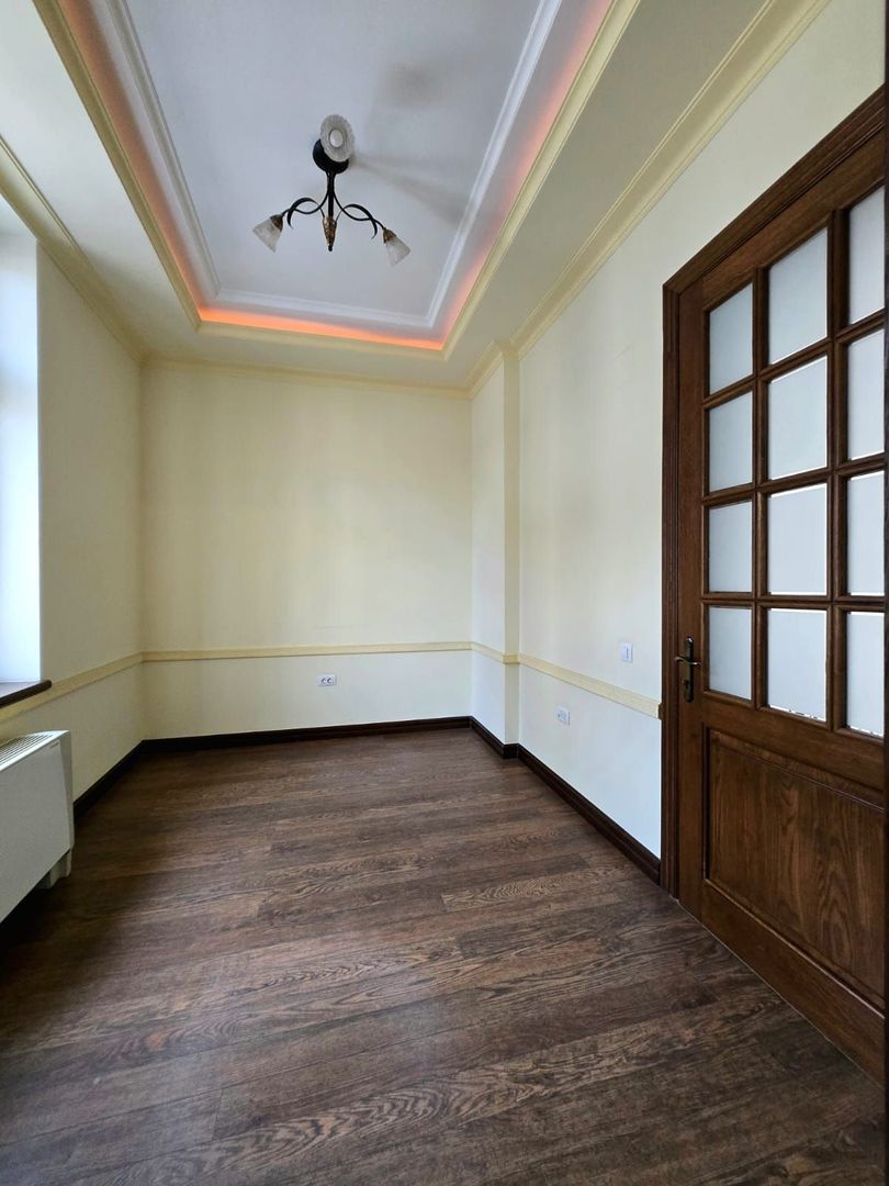 Spațiu de birouri ultracentral de inchiriat - etaj 1-intrare separata - Poză 13