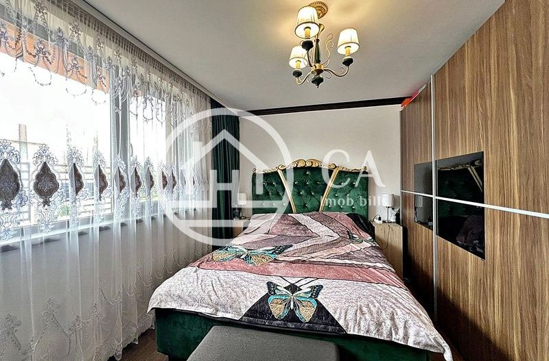 Casă de vânzare cu 4 camere în Cartierul Tineretului, Oradea - Poză 8