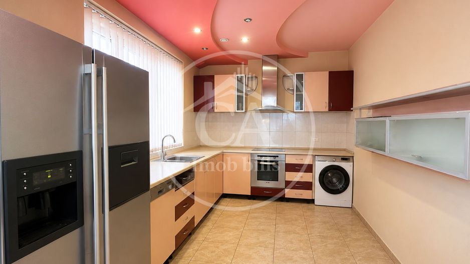Casa S+P+E cu 5 camere de vânzare în zona Rogerius, Oradea - Poză 3