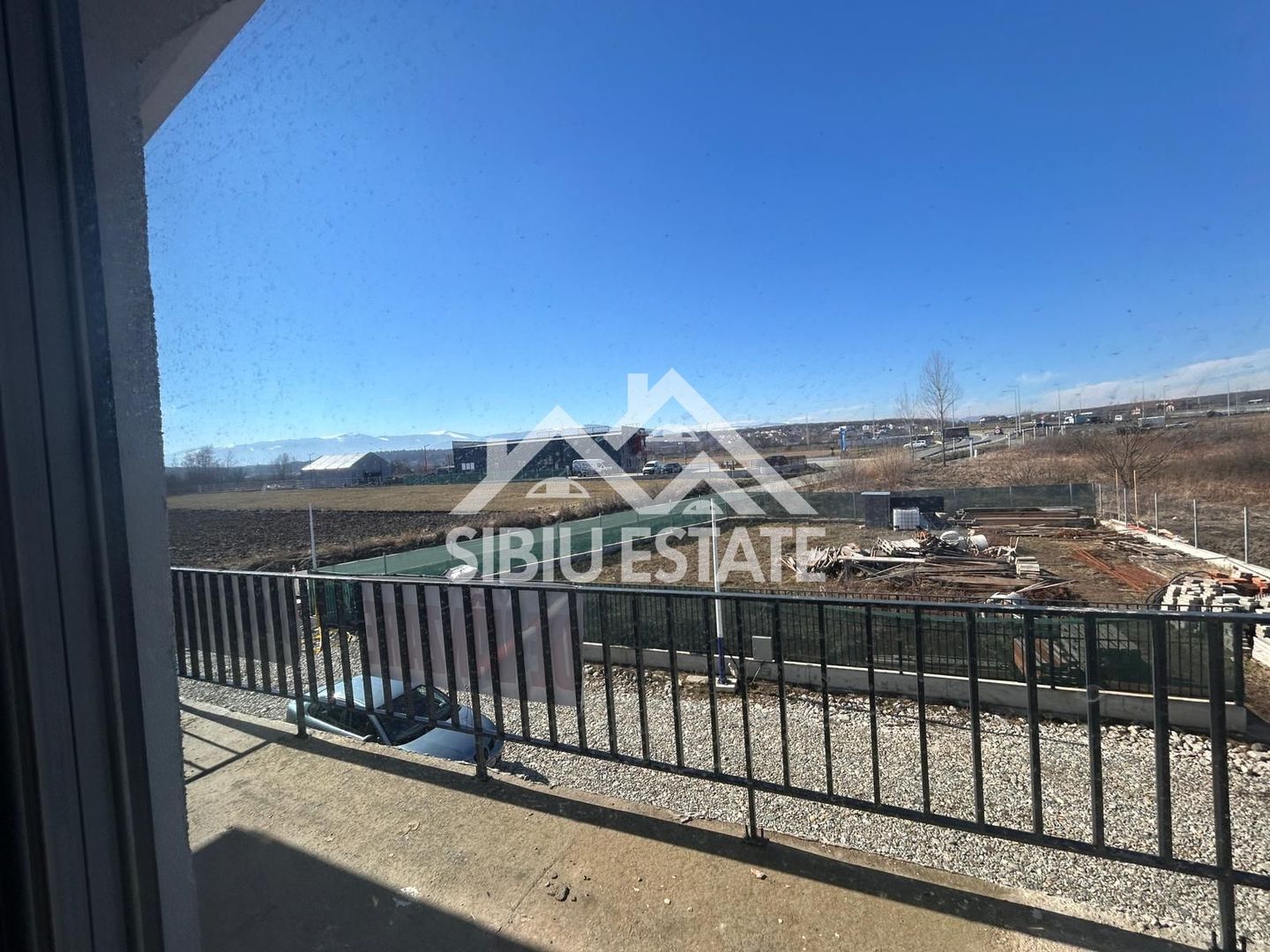 Casa duplex de vanzare 4 camere, 2 bai-s.u. 142 mp. PRET AVANTAJOS - Poză 67