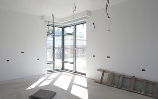 VANZARE CASA CU TEREN 800MP CORBEANCA PADURE - Poză 3