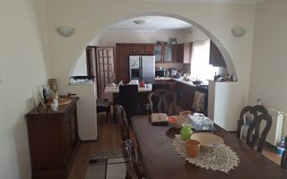 BRASADAS vinde casa individuala 8 cam teren 10 ari Unirii. - Poză 21