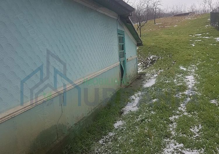 Casă tradițională de vânzare în Uricani, Iași – teren 1250 mp - Poză 2