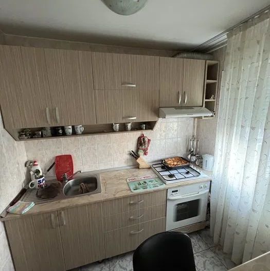 Apartament 4 camere, Micro 38 - Poză 2