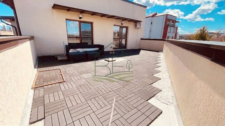 Intimitatea unei vile, confortul unui apartament pe Calea Turnișorului - Poză 1