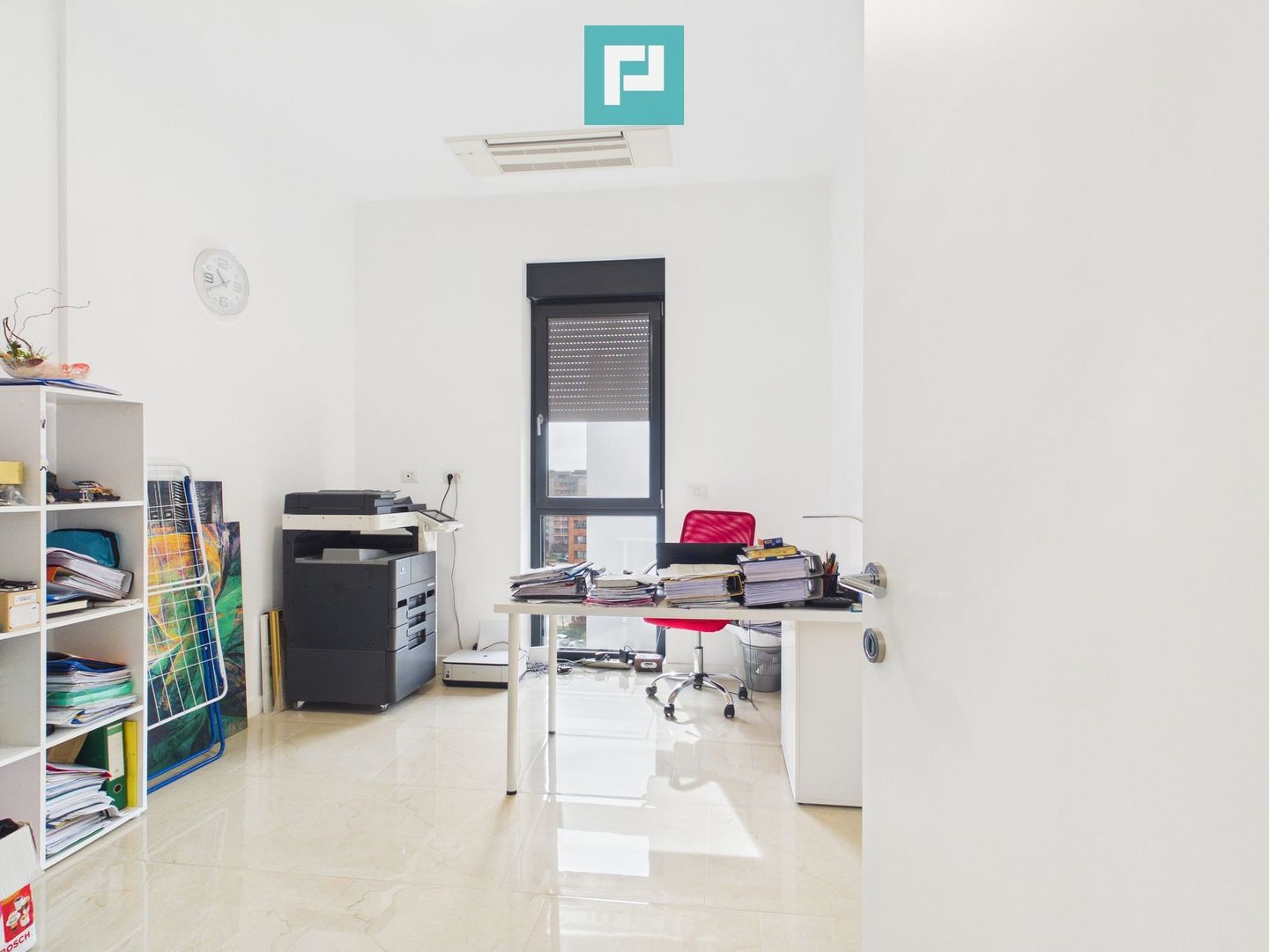 Penthouse premium, 4 camere, mobilat, 2 balcoane - Poză 19