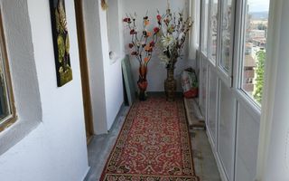 Apartament 3 camere situat în centrul orașului Târgu Jiu, pe pietonală - Poză 10