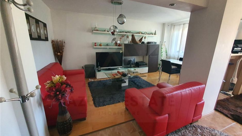 Apartament modern 43 mp utili balcon inchis pivnita 10 mp pe Siretului - Poză 4