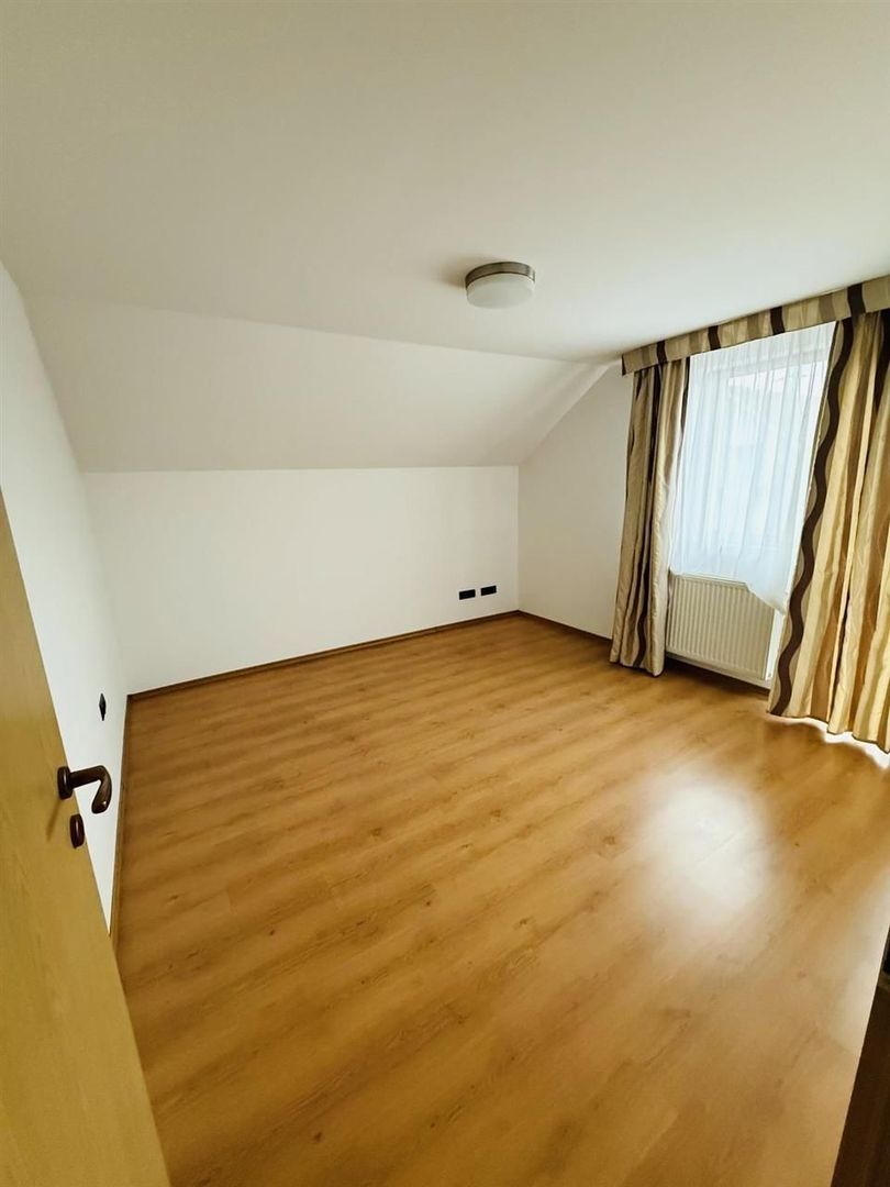 Casa P+M Oradea cartier Grigorescu - Poză 14