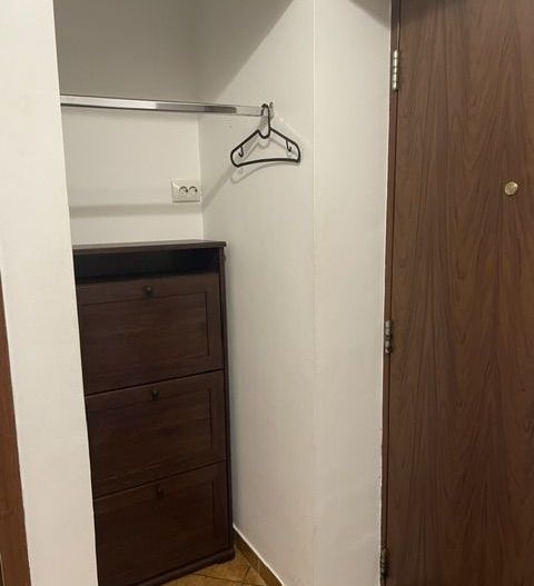 De Închiriat Garsonieră Spațioasă Decebal, Metrou Piața Muncii,2 Balcoane - Poză 12