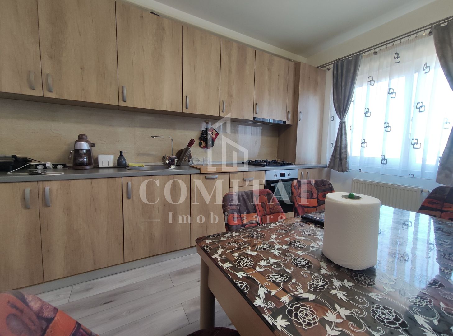 Apartament de vanzare | 3 camere | Zona Sesul de Sus - Poză 3