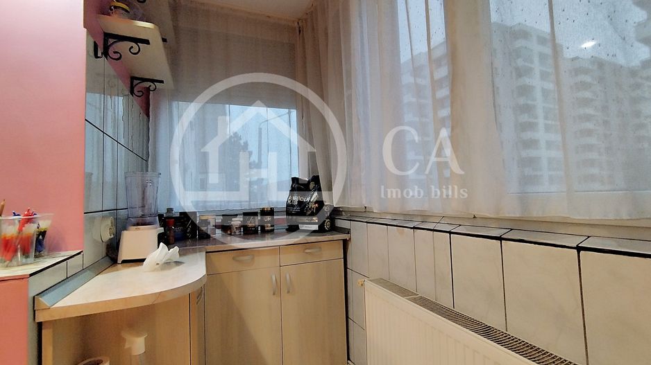 Apartament de vânzare cu 3 camere în zona Nufarul, Oradea - Poză 13