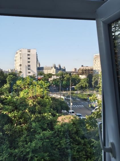 Închiriez apartament 3 camere Zona Podu Ros |Cantemir ,Etaj 3 Vedere Palas - Poză 9