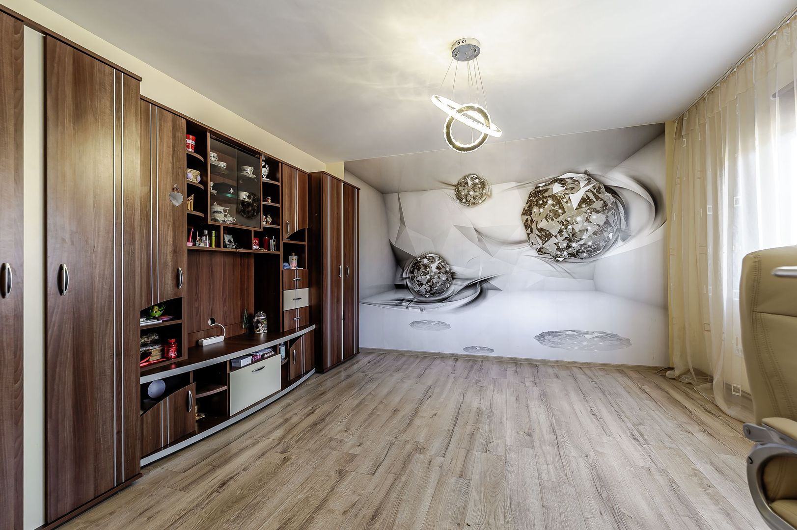 VÂNDUT! Casă individuală cu grădină,  Aradul Nou, Str. Molidului - Poză 2