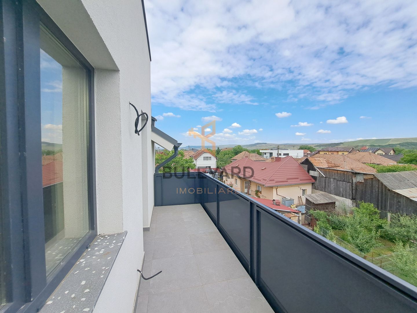 Apartament cu 3 camere + parcare, zona strazii Libertatii! - Poză 9