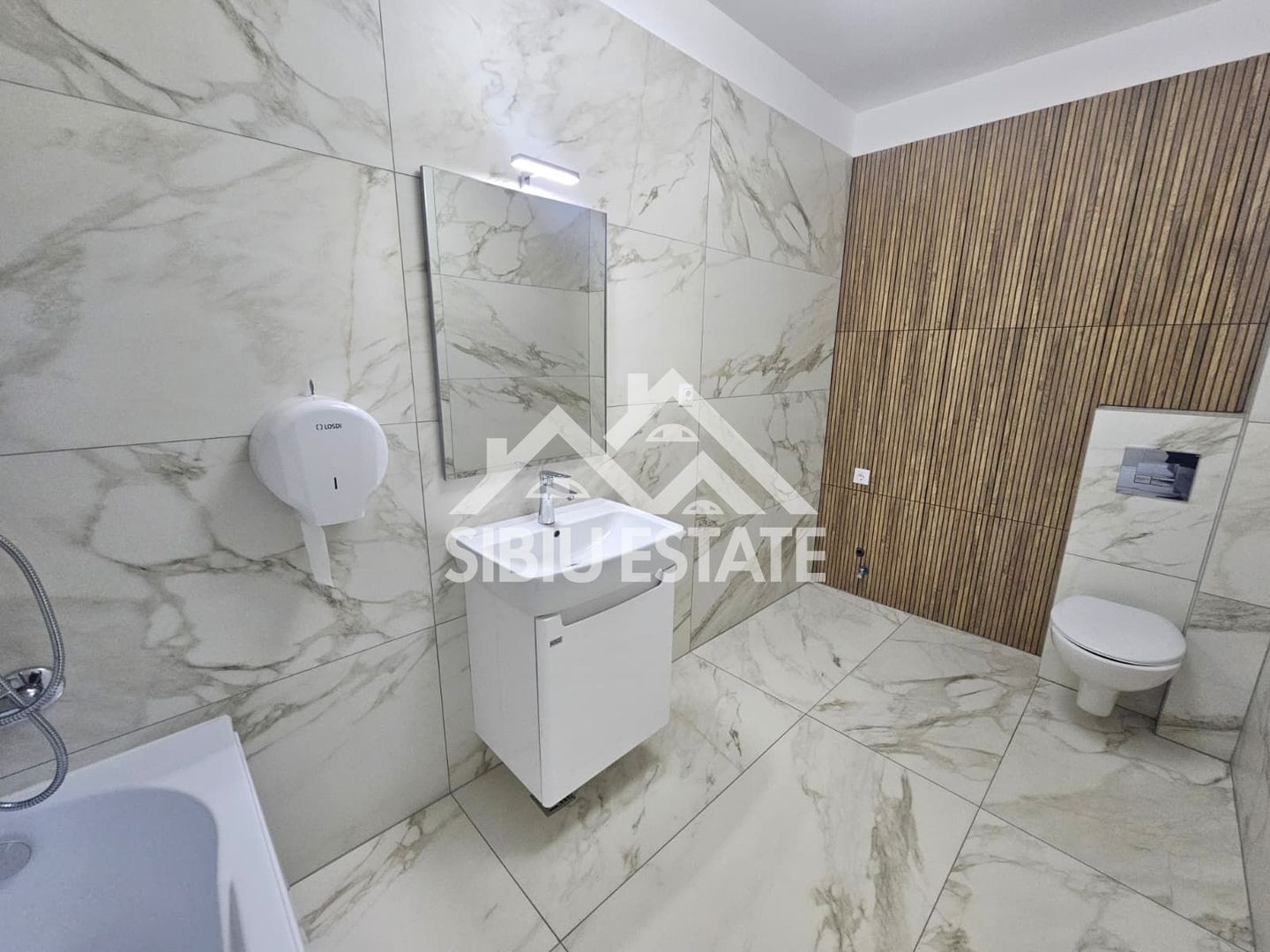 Apartament 3 camere cu gradina, la cheie, Selimbar, Doamna Stanca - Poză 3
