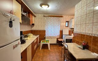 Apartamente de vânzare Lugoj, Cartier Stadion - Poză 5