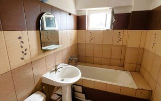Apartament 3 camere, Strada Savenilor, pret 70.000 euro negociabil - Poză 6