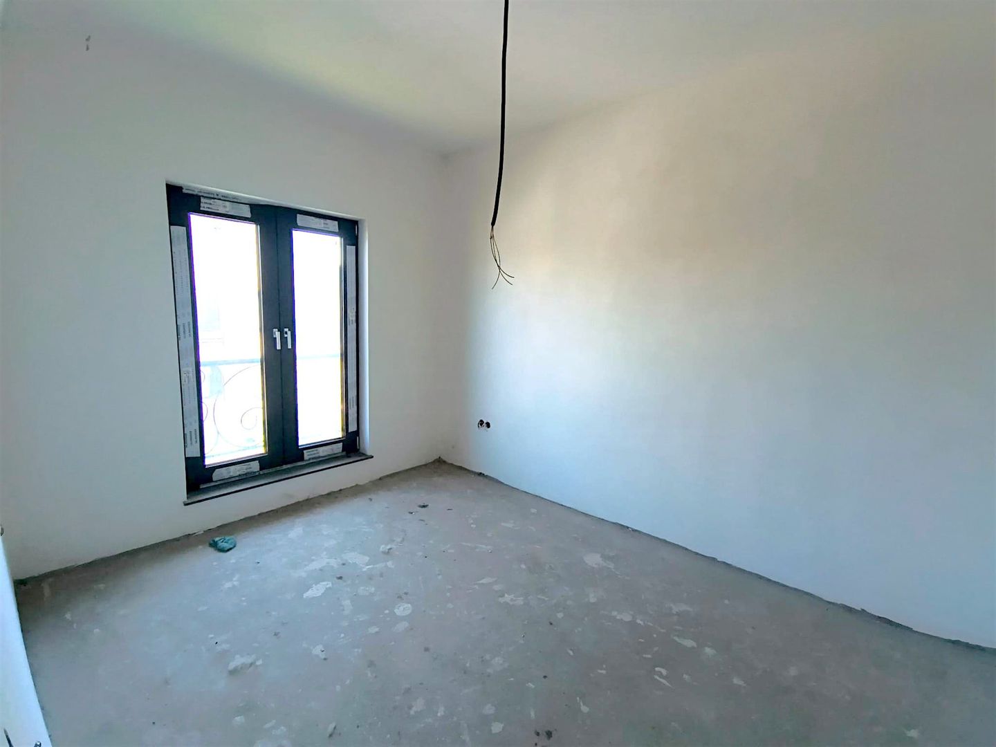 Vilă P+E+Pod | 200 MP Utili | Șcheia | Drum Privat - Poză 11