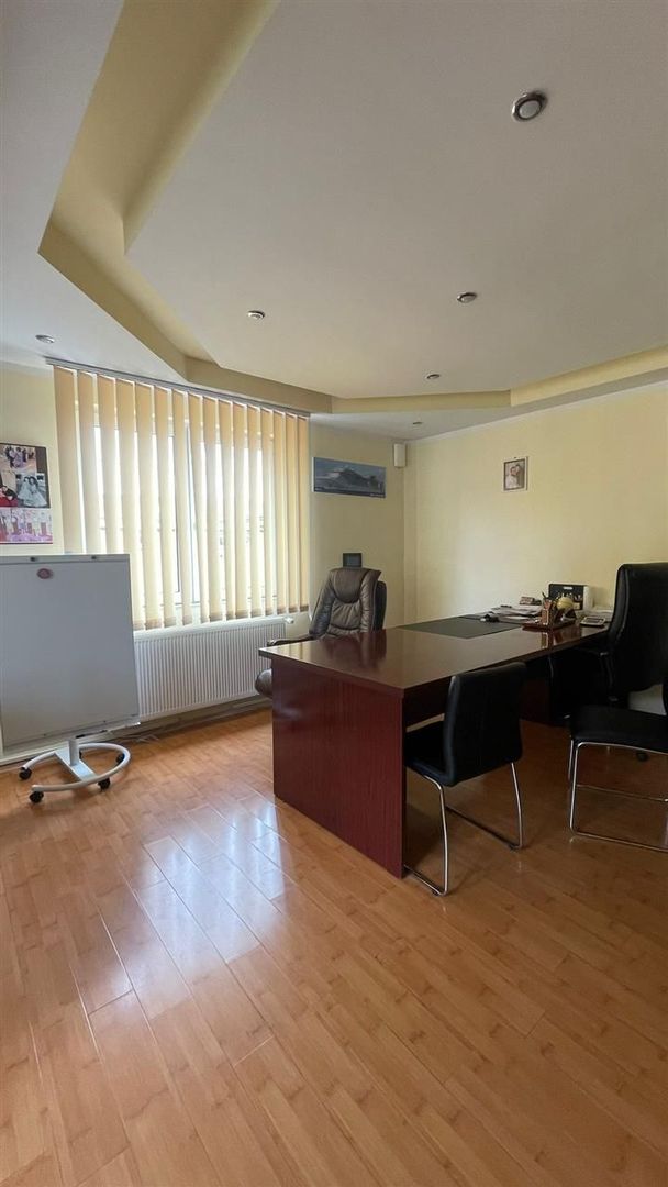 Spatiu birouri de ï¿½nchiriat Velenta - Poză 1