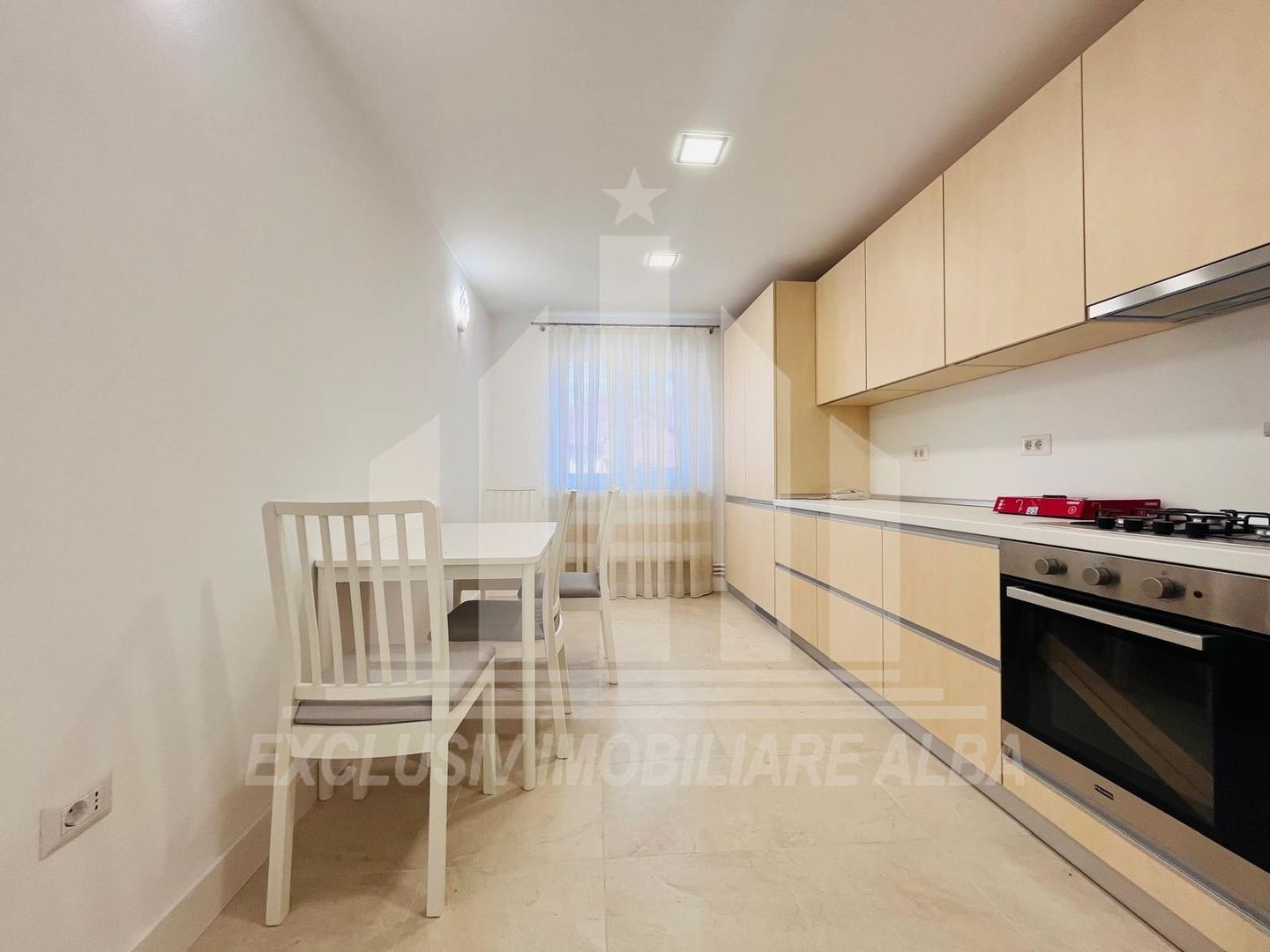 Apartament cu 3 camere, Cetate- Parcul Unirii - Poză 3